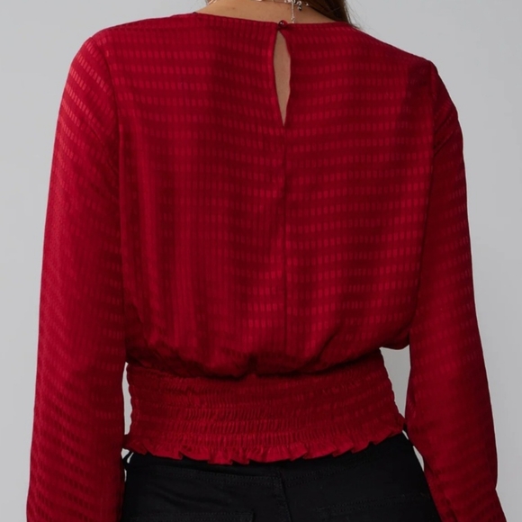 New York & Company Smocked Blouse NWT Size Small - Picture 2 of 2